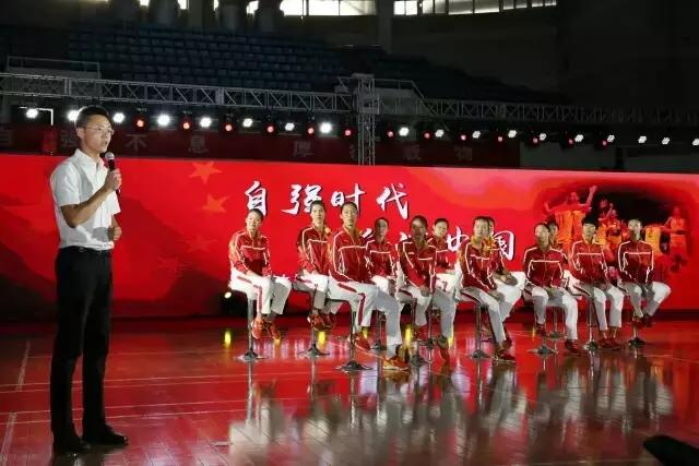 中国女排北大清华行:告诉世界我们这一代自信